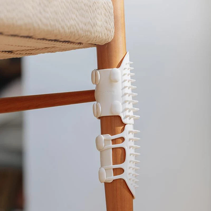 Self-Cleaning Cat Grooming Brush