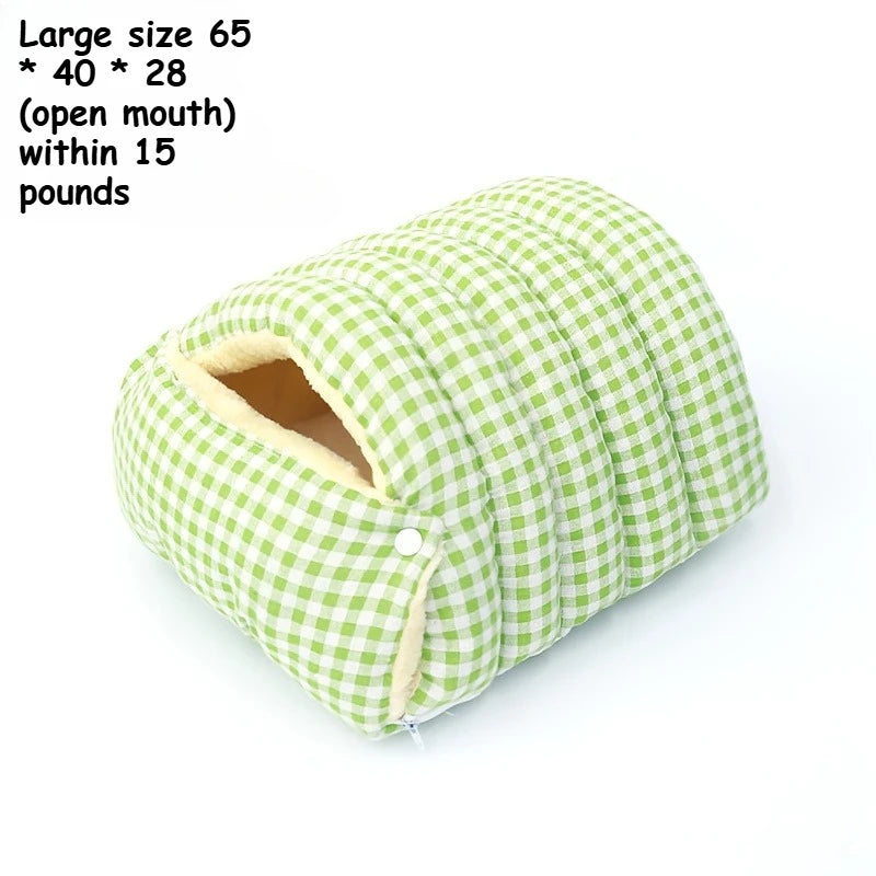 Winter All Around Enclosed Cat Bed